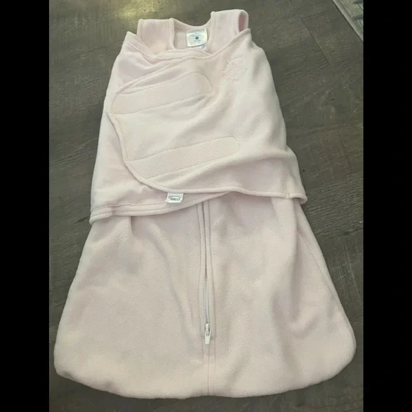 Halo Innovations Safe Dreams Micro Fleece Swaddle - Picture 1 of 3